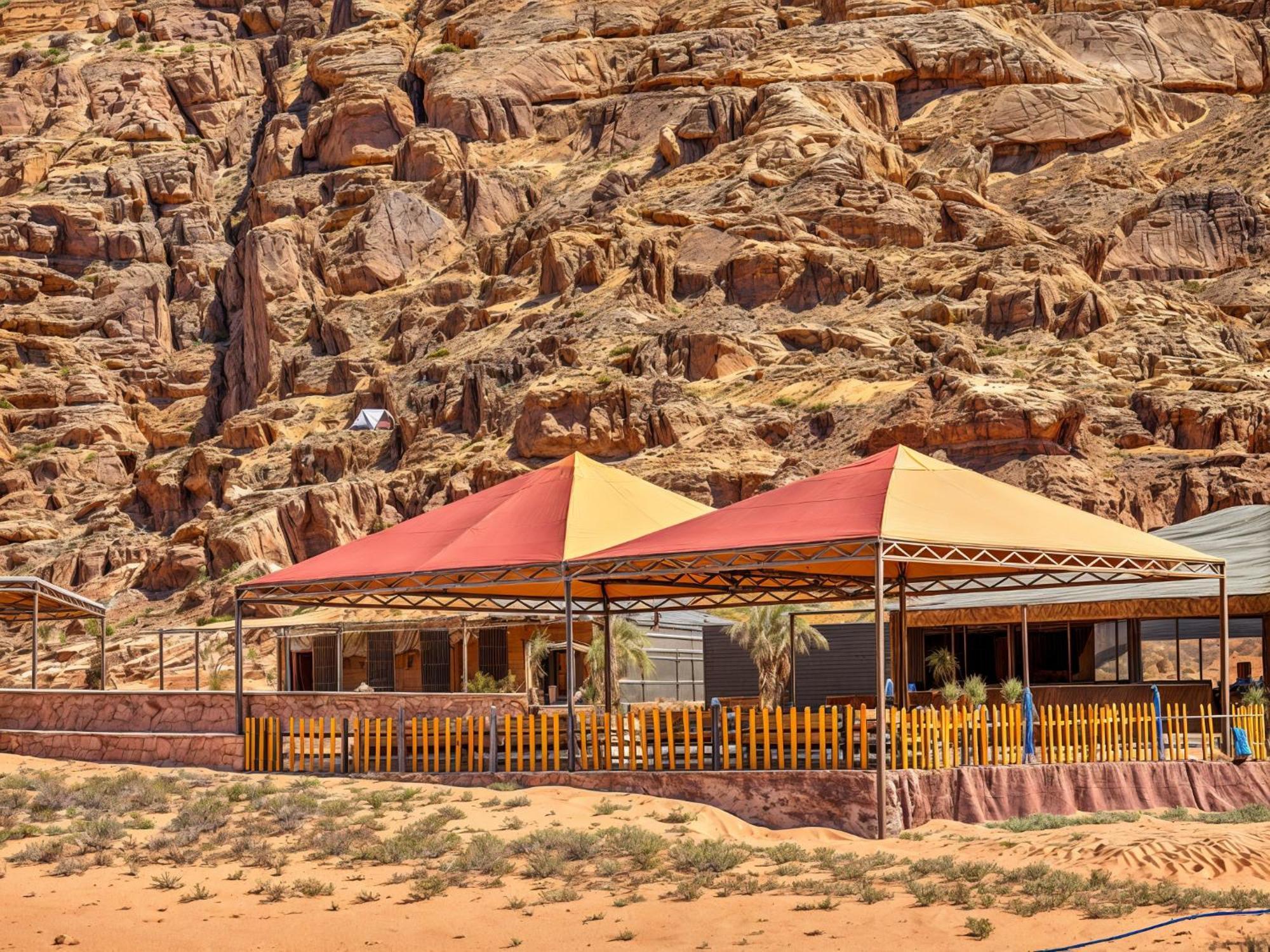 Wadi Rum Sunset Camp エクステリア 写真