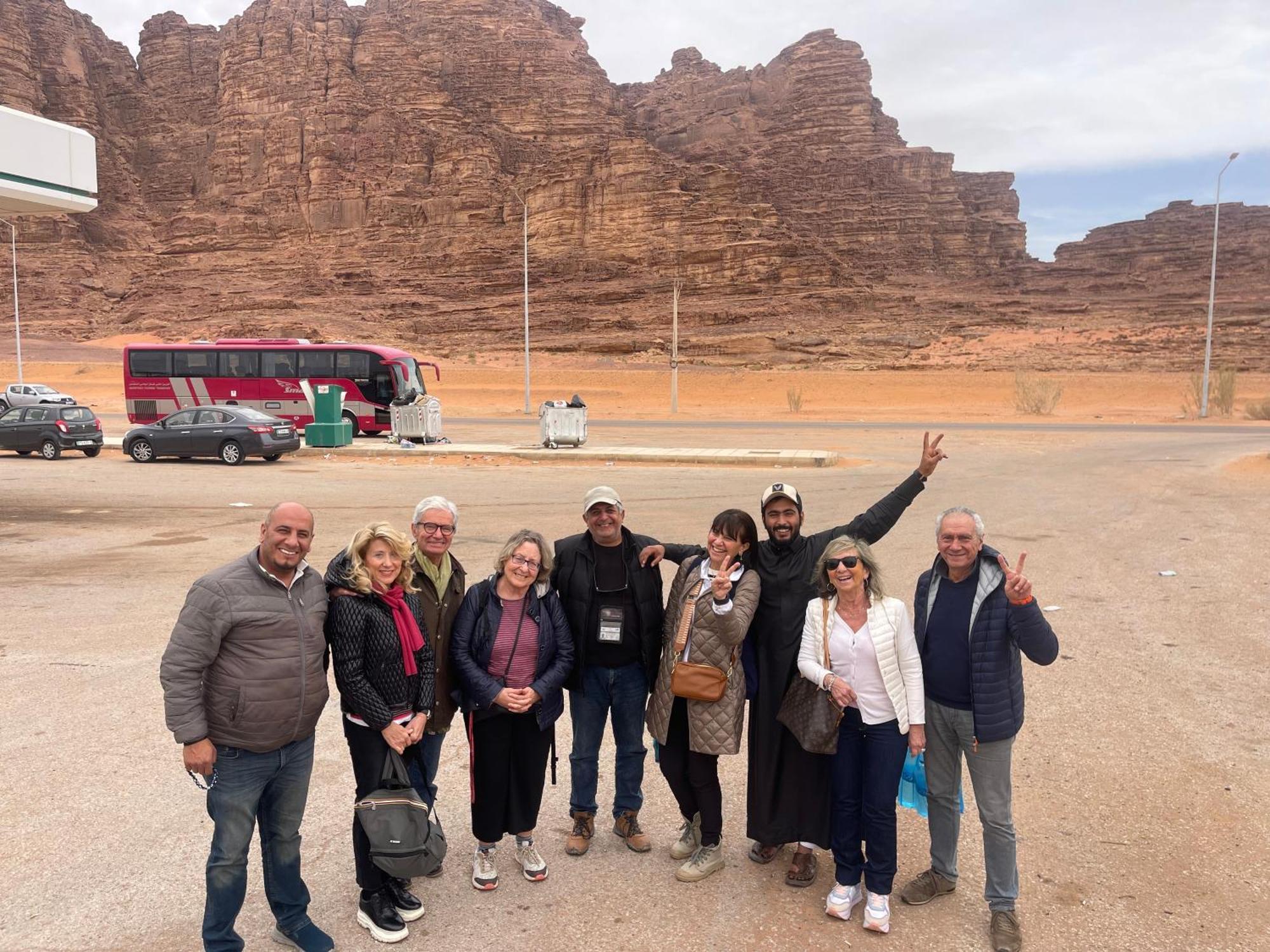 Wadi Rum Sunset Camp エクステリア 写真